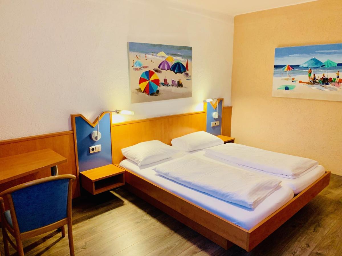 Hotel Europa - Restaurant 루셀스하임 외부 사진